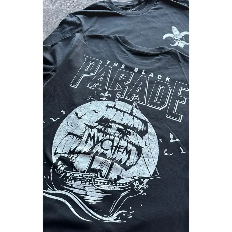 Black Parade Aesthetic Vintage Rock Tour-Inspired Graphic T-Shirt/Sweatshirt/Hoodie