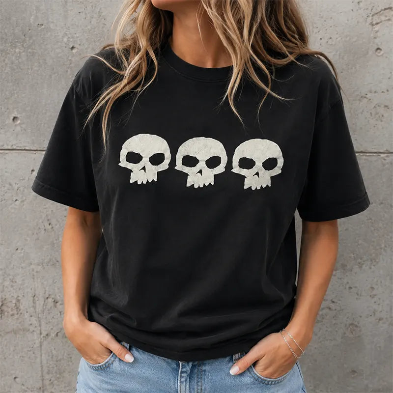 Triple Skull T-Shirt / Sweatshirt / Hoodie